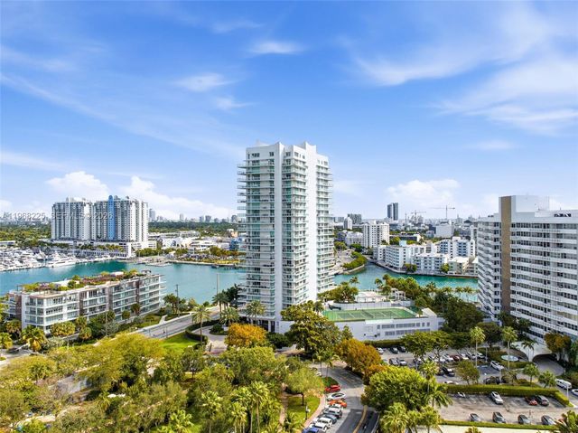 10 Venetian Way 403, Miami Beach, FL 33139