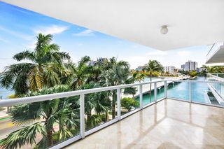 10 Venetian Way 403, Miami Beach, FL 33139