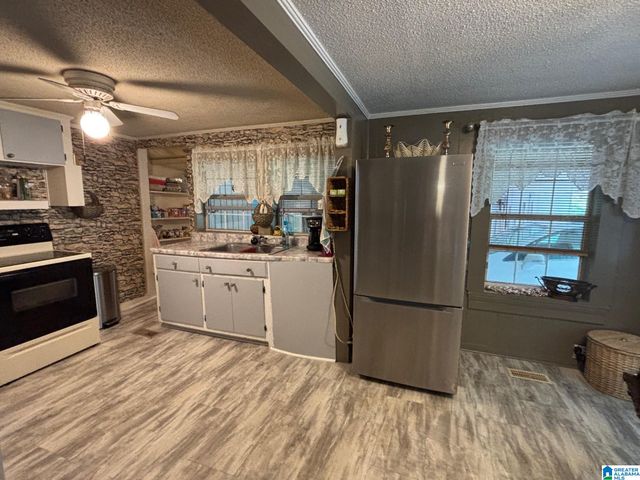 242 SKYLINE CIRCLE, Jasper, AL 35501