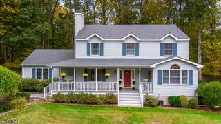 2 Douglas Ter, Byram Twp., NJ 07871