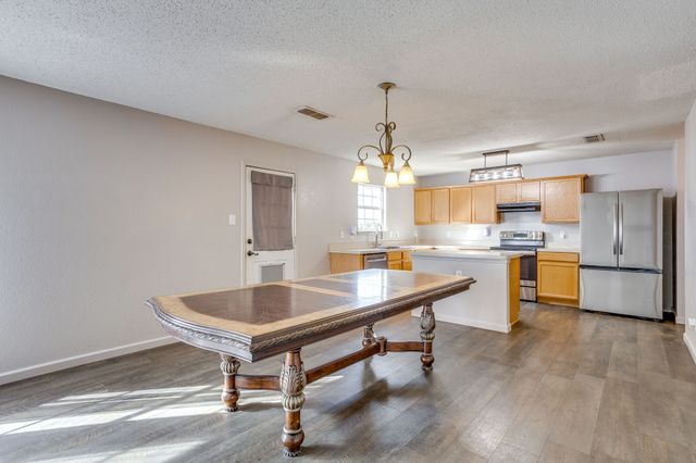 2521 Buffalo Run, Burleson, TX 76028