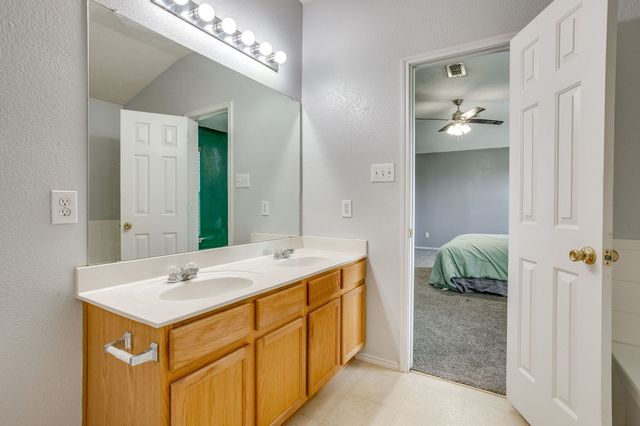 2521 Buffalo Run, Burleson, TX 76028