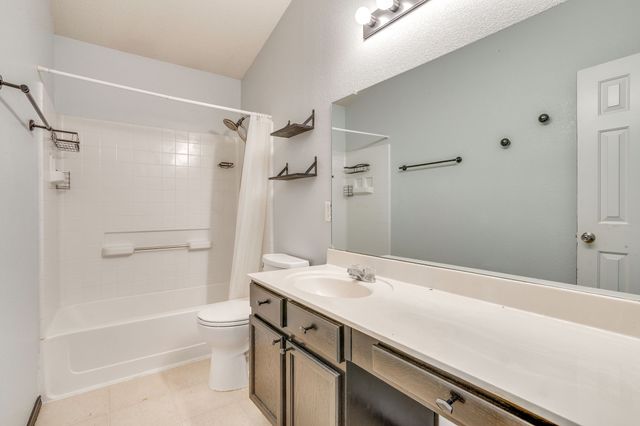 2521 Buffalo Run, Burleson, TX 76028