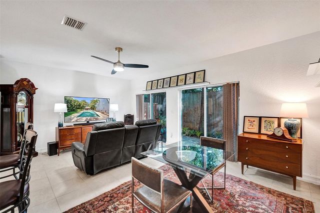 1743 NE 4th Avenue, Fort Lauderdale, FL 33305