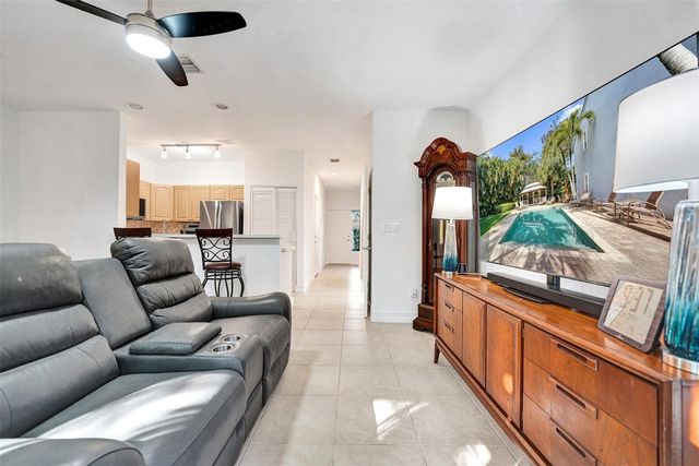 1743 NE 4th Avenue, Fort Lauderdale, FL 33305