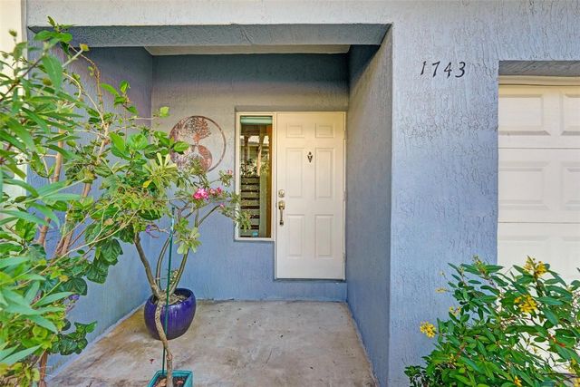 1743 NE 4th Avenue, Fort Lauderdale, FL 33305