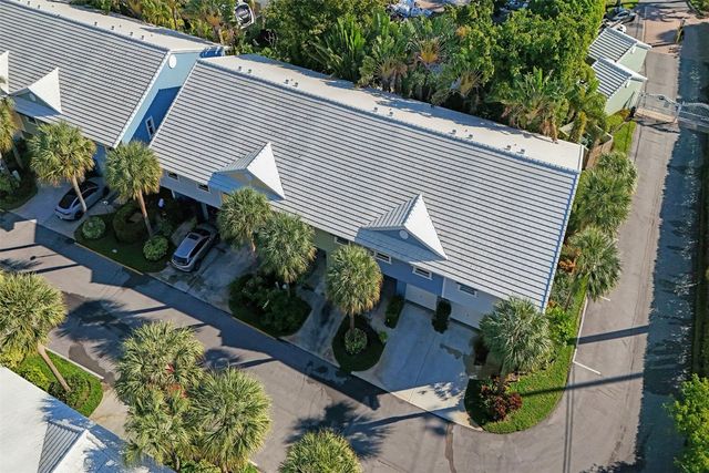 1743 NE 4th Avenue, Fort Lauderdale, FL 33305