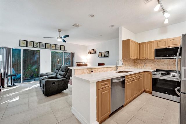 1743 NE 4th Avenue, Fort Lauderdale, FL 33305