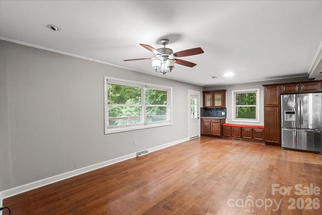7328 Everett Drive, Charlotte, NC 28214