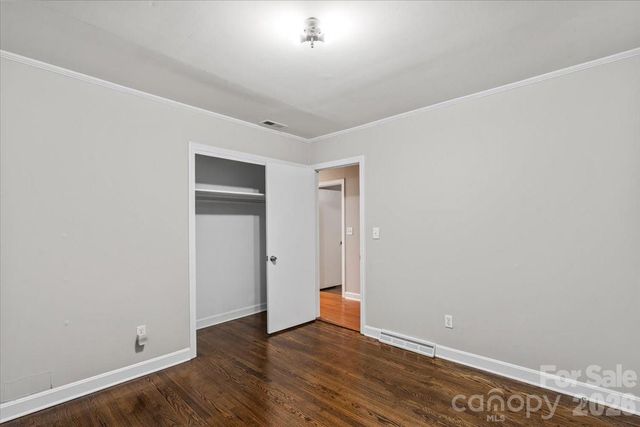 7328 Everett Drive, Charlotte, NC 28214