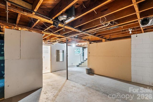 7328 Everett Drive, Charlotte, NC 28214