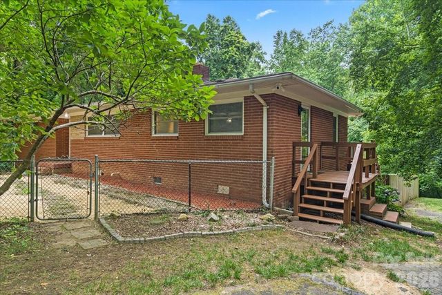 7328 Everett Drive, Charlotte, NC 28214