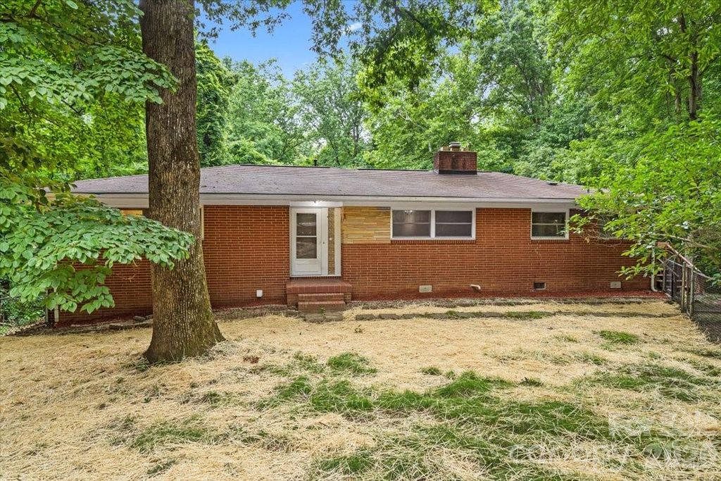 7328 Everett Drive, Charlotte, NC 28214