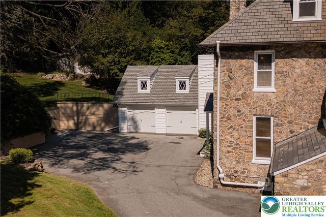 94 Pennsylvania Avenue, Easton, PA 18042