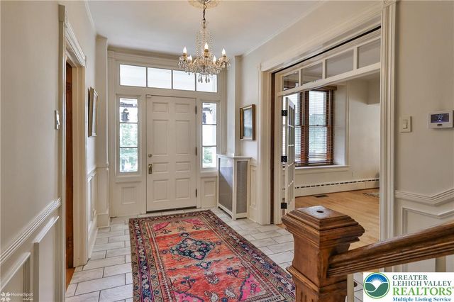 94 Pennsylvania Avenue, Easton, PA 18042