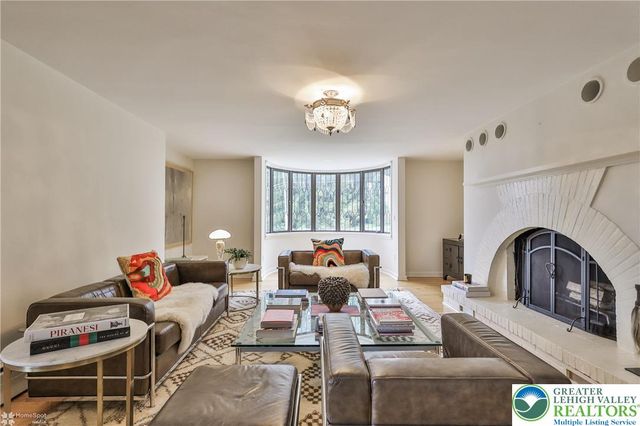 94 Pennsylvania Avenue, Easton, PA 18042