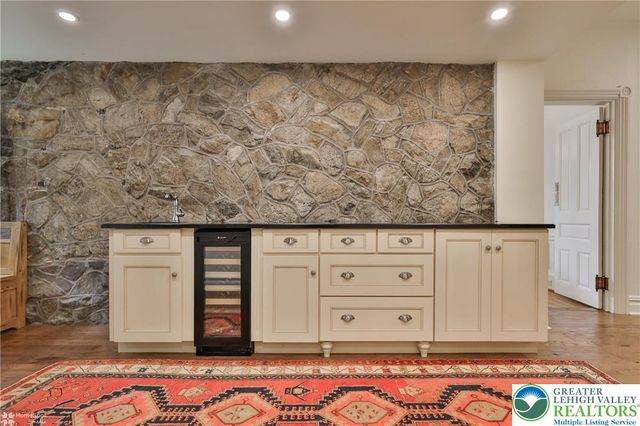 94 Pennsylvania Avenue, Easton, PA 18042