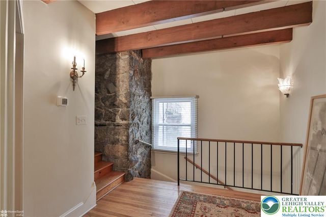 94 Pennsylvania Avenue, Easton, PA 18042