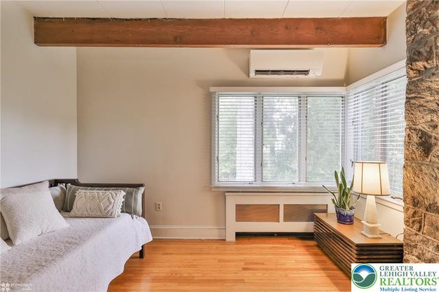 94 Pennsylvania Avenue, Easton, PA 18042