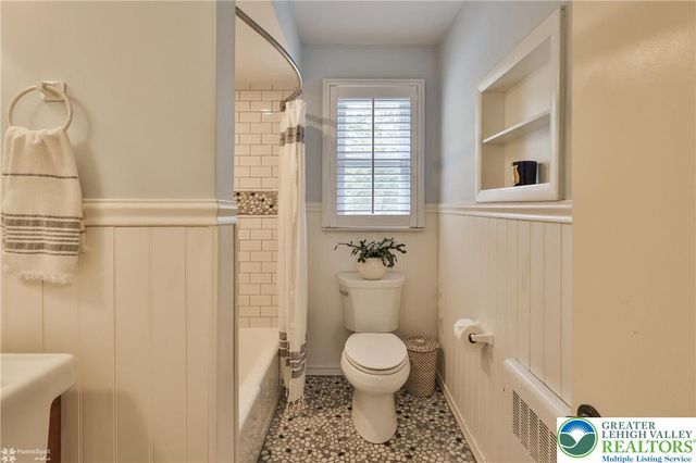 94 Pennsylvania Avenue, Easton, PA 18042