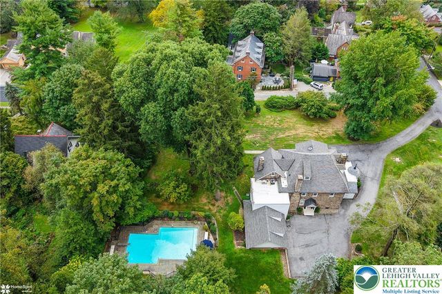 94 Pennsylvania Avenue, Easton, PA 18042