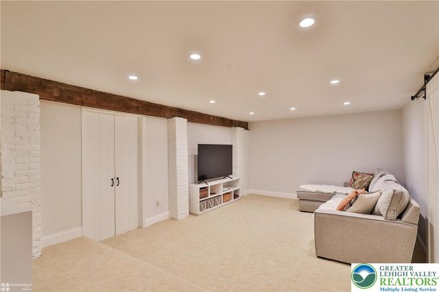 94 Pennsylvania Avenue, Easton, PA 18042