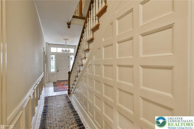 94 Pennsylvania Avenue, Easton, PA 18042