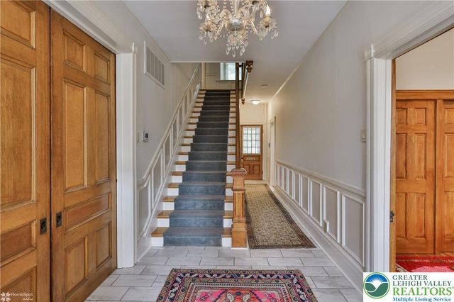 94 Pennsylvania Avenue, Easton, PA 18042