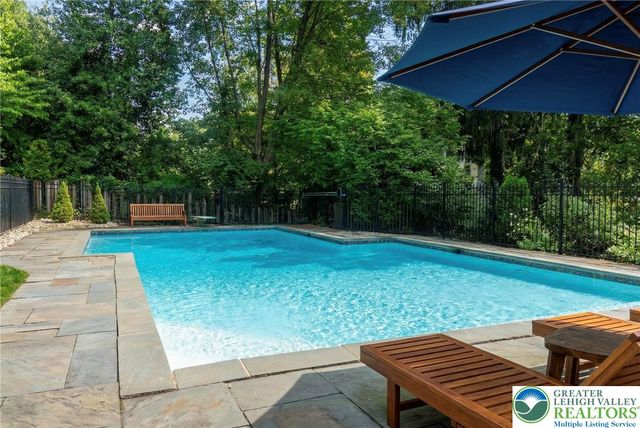 94 Pennsylvania Avenue, Easton, PA 18042