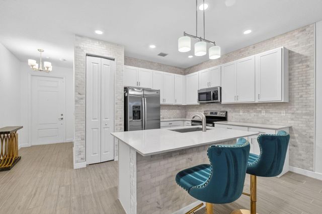 14523 Highland Center Way, Delray Beach, FL 33446