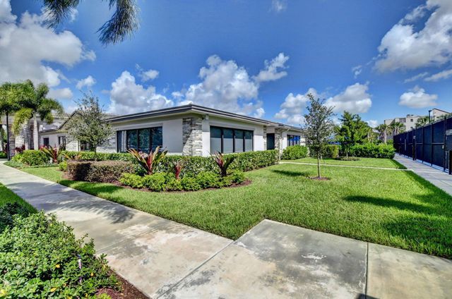 14523 Highland Center Way, Delray Beach, FL 33446