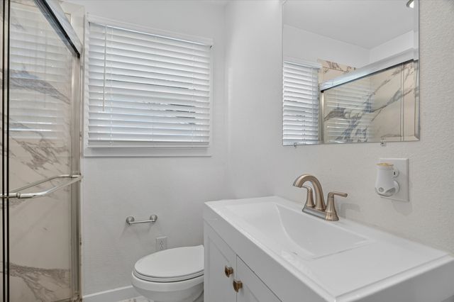 5016 Marks Place, Fort Worth, TX 76116