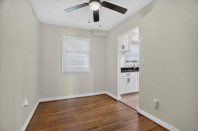 5016 Marks Place, Fort Worth, TX 76116