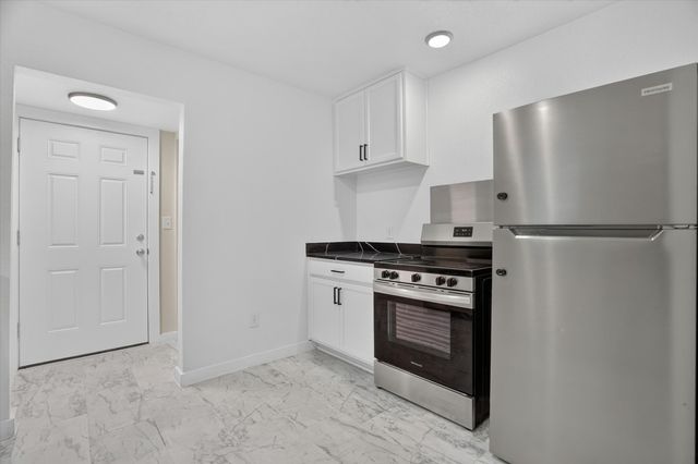5016 Marks Place, Fort Worth, TX 76116
