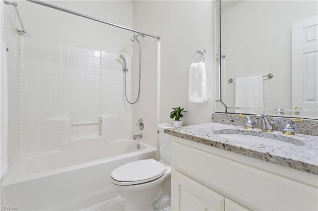 200 Rosetta DR, Yorktown, VA 23693