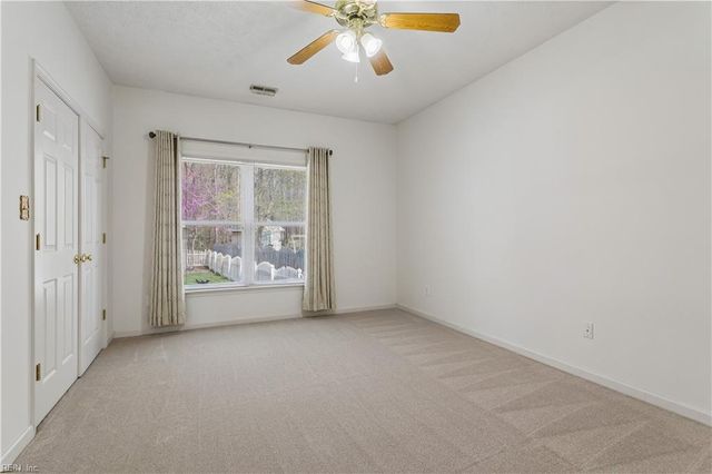 200 Rosetta DR, Yorktown, VA 23693