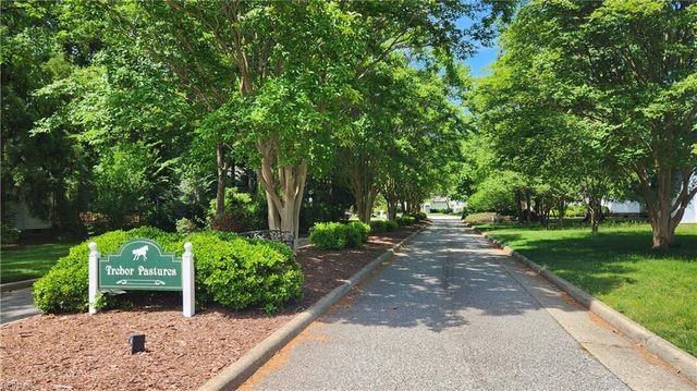 200 Rosetta DR, Yorktown, VA 23693