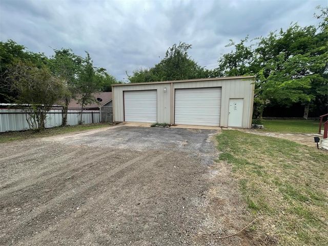 3616 Montgomery Drive, Granbury, TX 76049