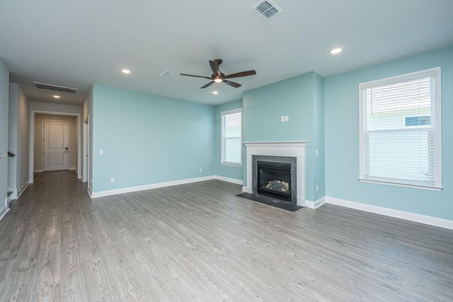 322 Autumn Azalea Way, Summerville, SC 29486