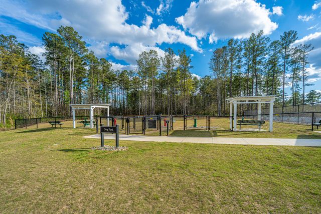 322 Autumn Azalea Way, Summerville, SC 29486