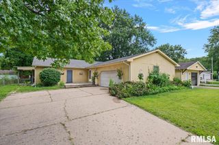 3212-3214 CLARENDON Drive, Springfield, IL 62704