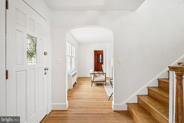 2719 N LEXINGTON ST, Arlington, VA 22207