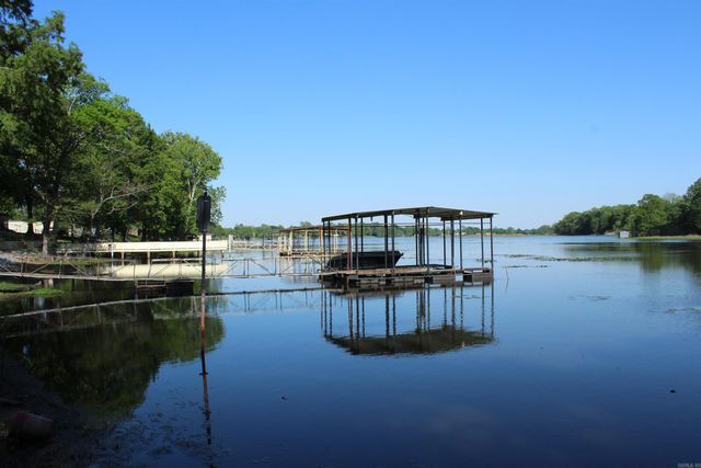 13118 Old River Drive, Scott, AR 72142