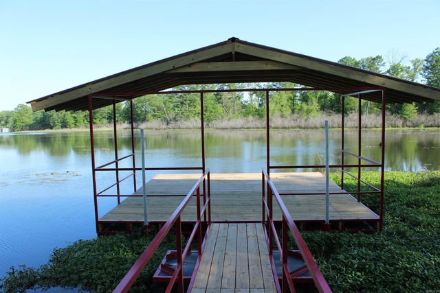 13118 Old River Drive, Scott, AR 72142