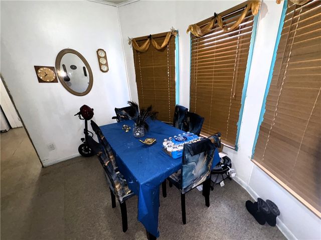 183-185 Baycliff Drive, Rochester, NY 14609