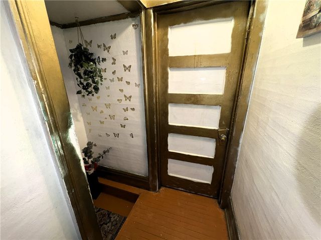 183-185 Baycliff Drive, Rochester, NY 14609