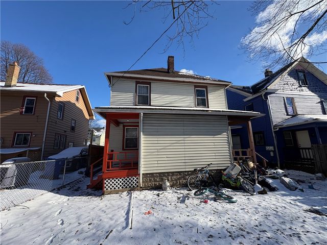 183-185 Baycliff Drive, Rochester, NY 14609