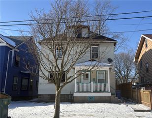 183-185 Baycliff Drive, Rochester, NY 14609