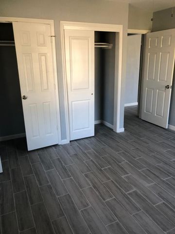 6022 Lyndhurst Drive, Houston, TX 77033