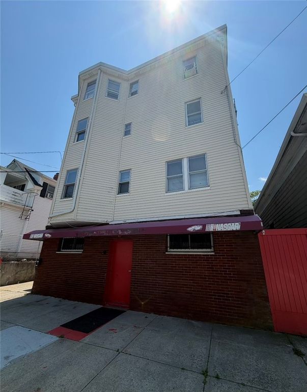 622 Union Avenue 4, Providence, RI 02909